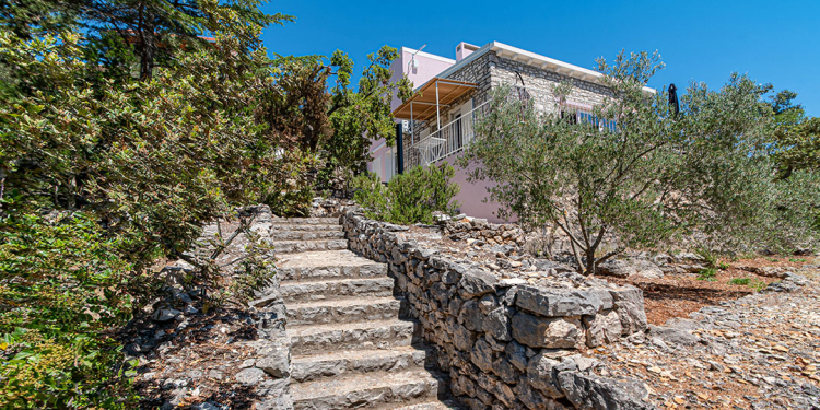 Stracincica Holiday Home